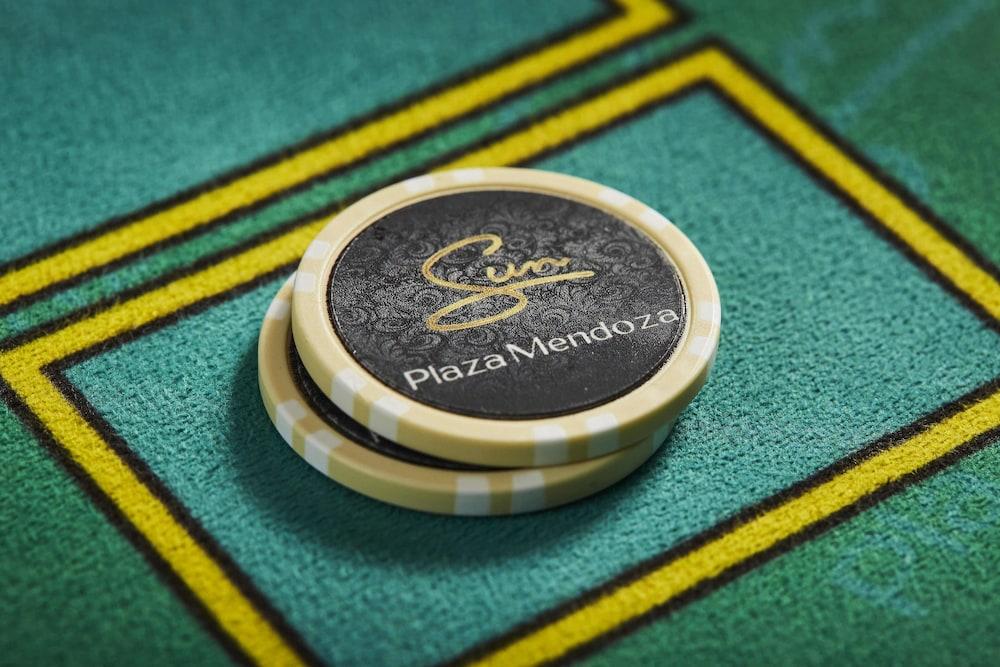 Park Hyatt Mendoza Hotel, Casino & Spa Екстериор снимка A casino poker chip