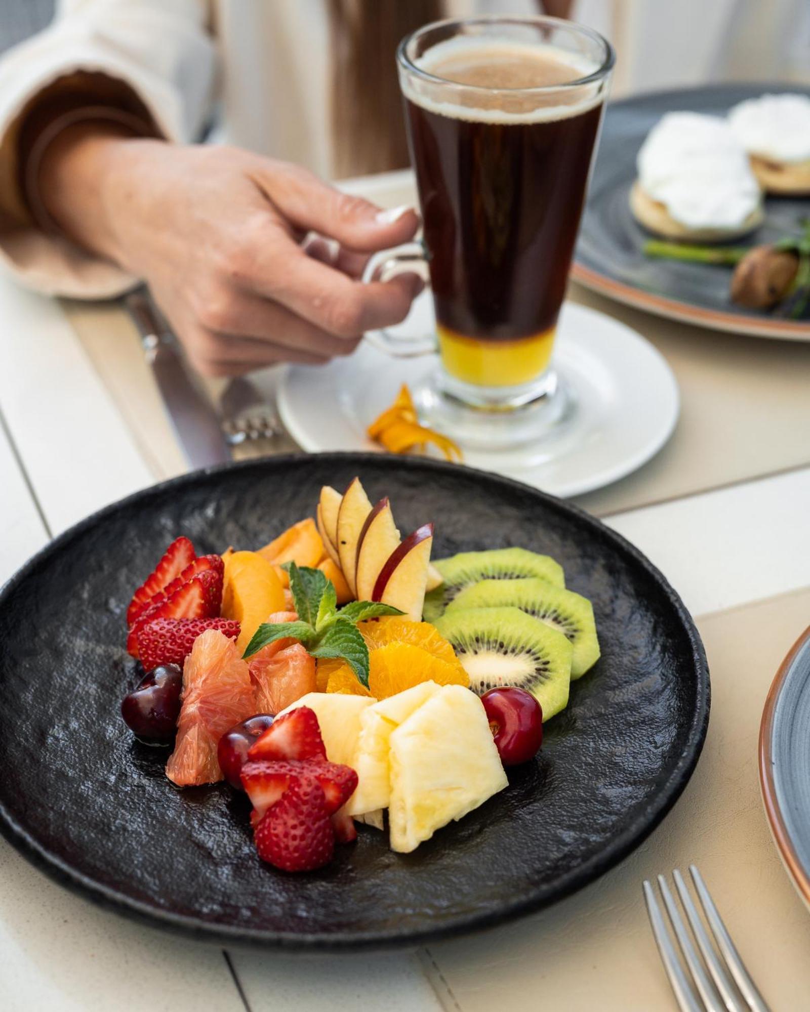Park Hyatt Mendoza Hotel, Casino & Spa Екстериор снимка Fruit salad